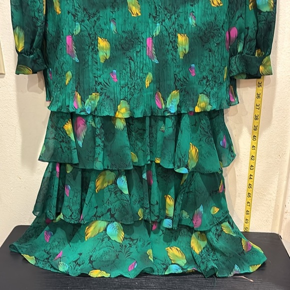 Lisa Michaels Green and Yellow floral Dress - Picture 2 of 7